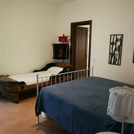 Leonardo's House * Casal Velino