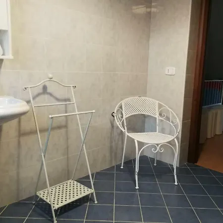 Leonardo's House * Casal Velino